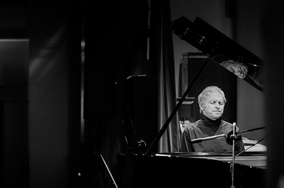 Dutkiewicz – Solo Piano